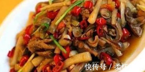 家常肉炒饼|美食推荐：凉拌金针菇，小米辣猪肚，家常肉炒饼，菠菜汤的做法