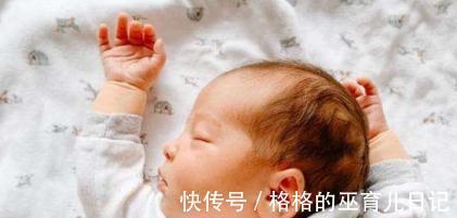 枕头|“妈妈,我该用枕头啦”,宝宝发出这几个信号,家长该买枕头了