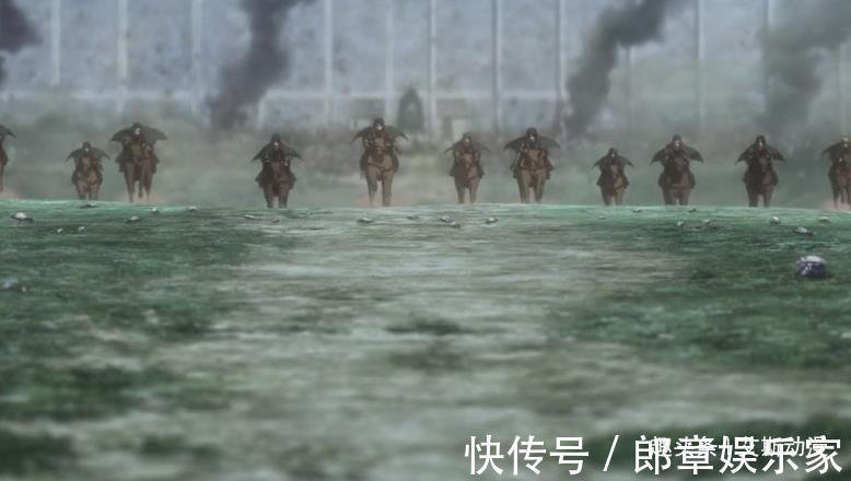 贝尔托|进击的巨人第三季阿尔敏将成为超大型巨人,团长的战术过于盲目