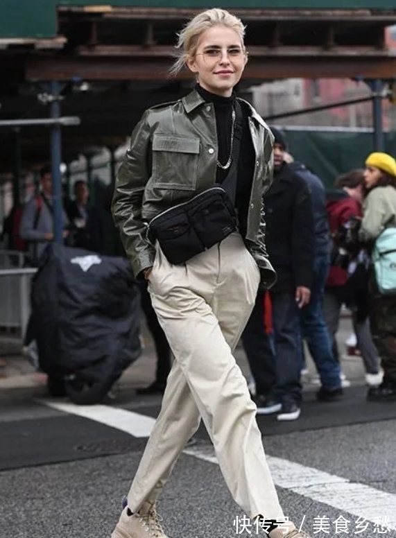 紧身裤 针织衫+高腰裤=开春的王炸组合,这么穿气质绝了!