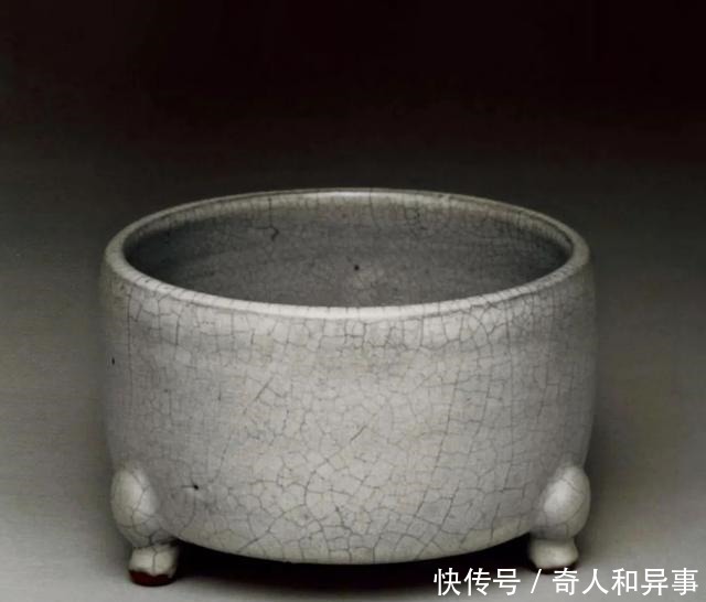 弦纹|中贸圣佳2021春拍重点推荐白釉旋剔弦纹尊!