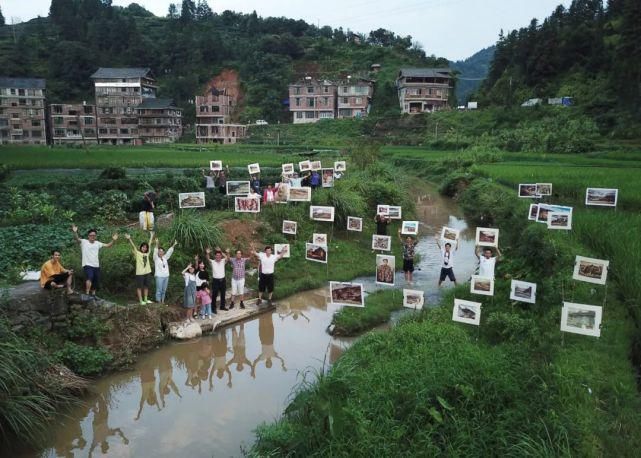藏区!攀山涉水,穿越险峰,只为画出绝美的高原极地!