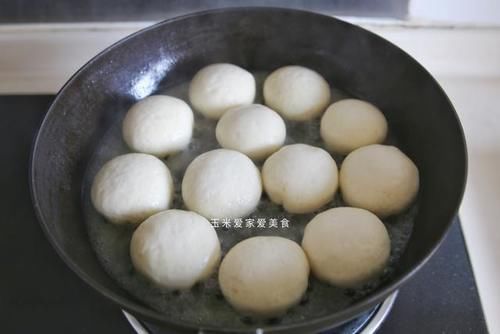 松软|生煎包在家做,底部金黄酥脆,内里松软鲜香,详细做法一看就会