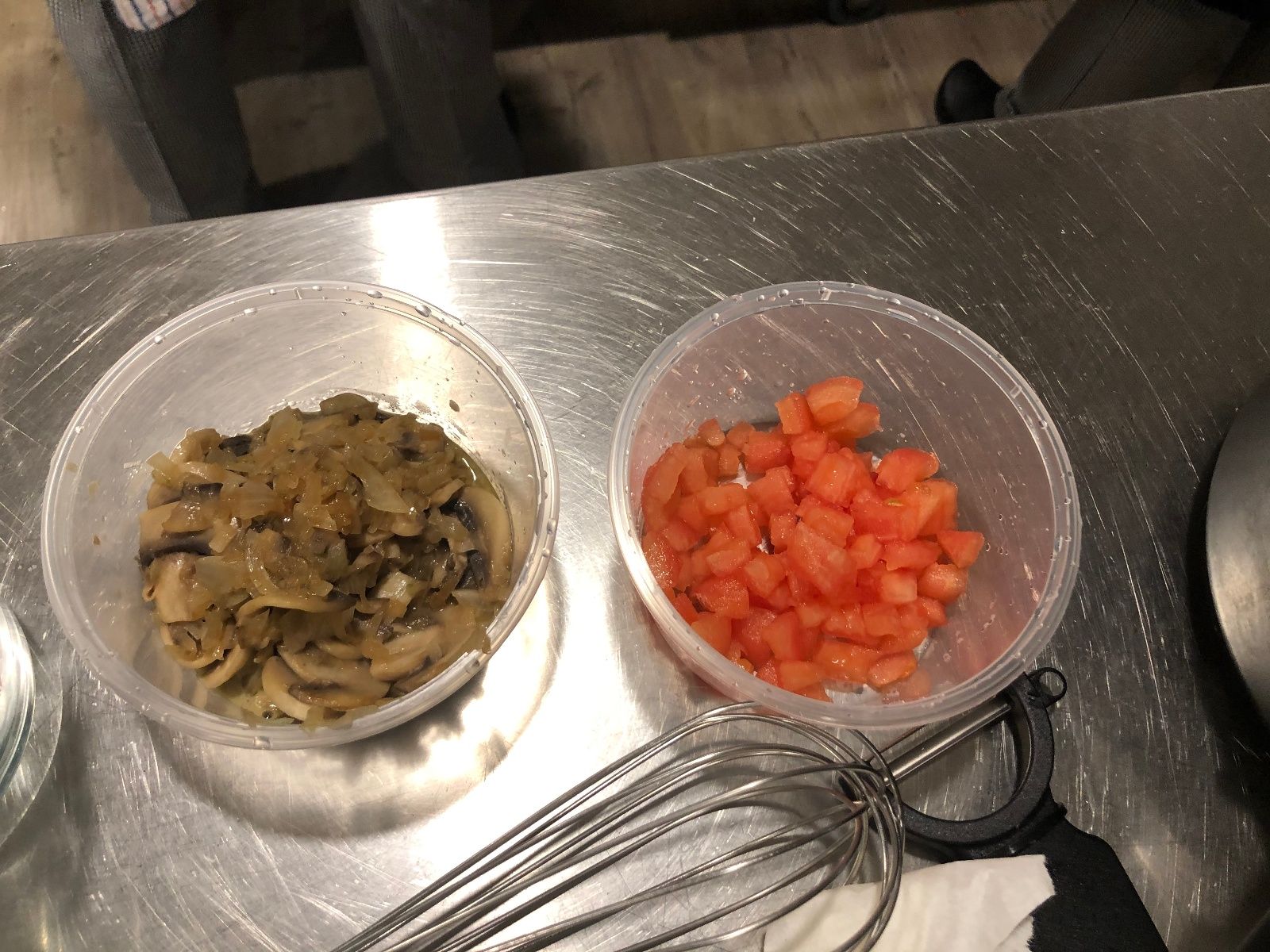  签证|要卖相没卖相，要味道没味道，一切不过是为了填饱肚子，为了签证