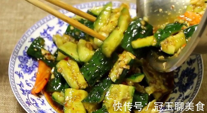 好吃|做凉拌黄瓜,第一步不要用盐腌,做好了才好吃!