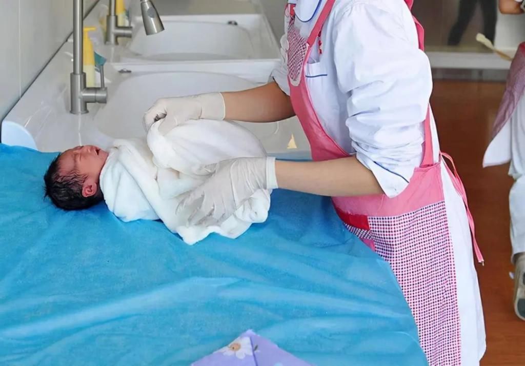 心理健康|生孩子也要挑时间“天生好命”的孩子,大多在这四个时间段出生