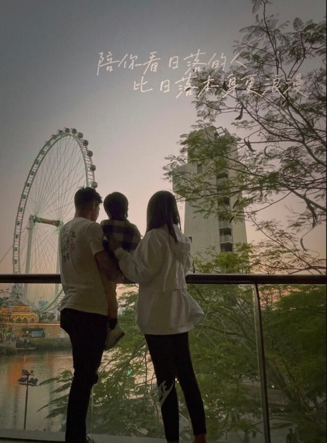 小天天|接地气!苏炳添回暨南大学当教授,周末休息陪老婆去菜市场买菜做饭