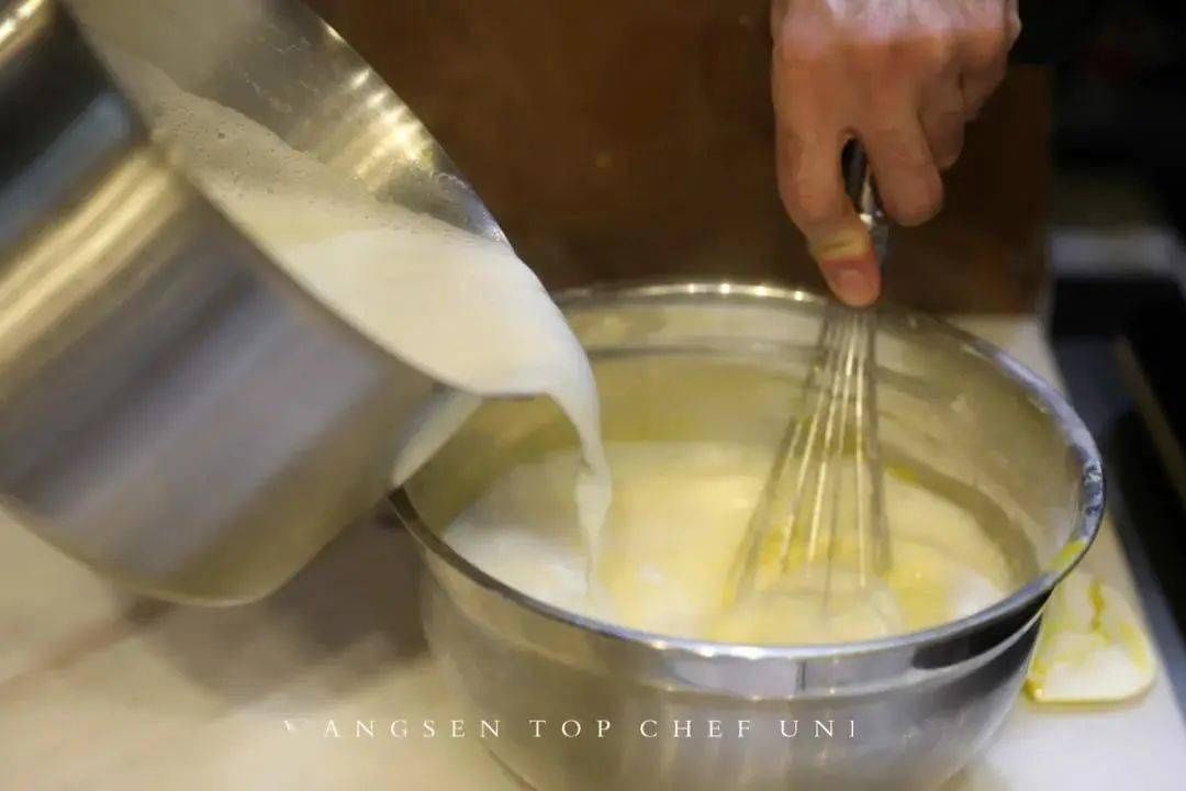 一次就能成功，入口即化的爆浆流心巨无霸泡芙！