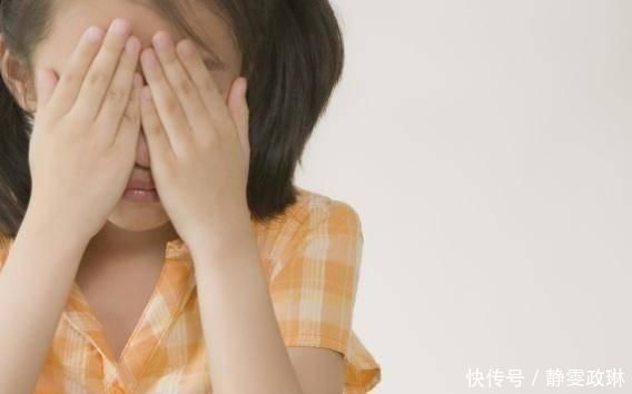 12岁女童骨缝闭合，可能是父母做的这件事，不少家长还在做