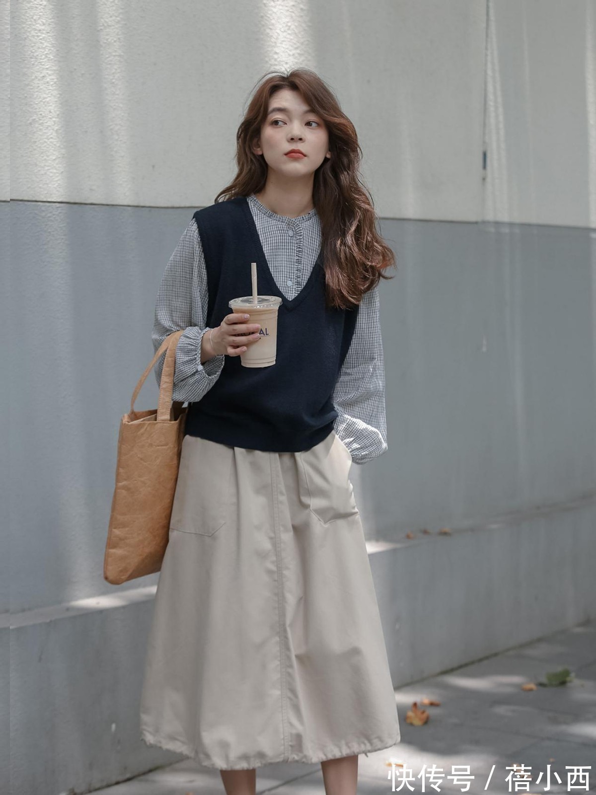 衬衫|秋季,穿上“黑色马甲”,让你遇见不一样的美好