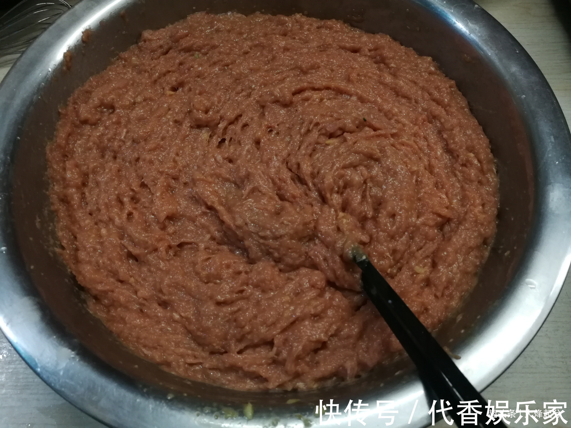 饺子馅|包猪肉馅饺子，3个错误别犯，教你正确调馅，饺子不好吃才怪