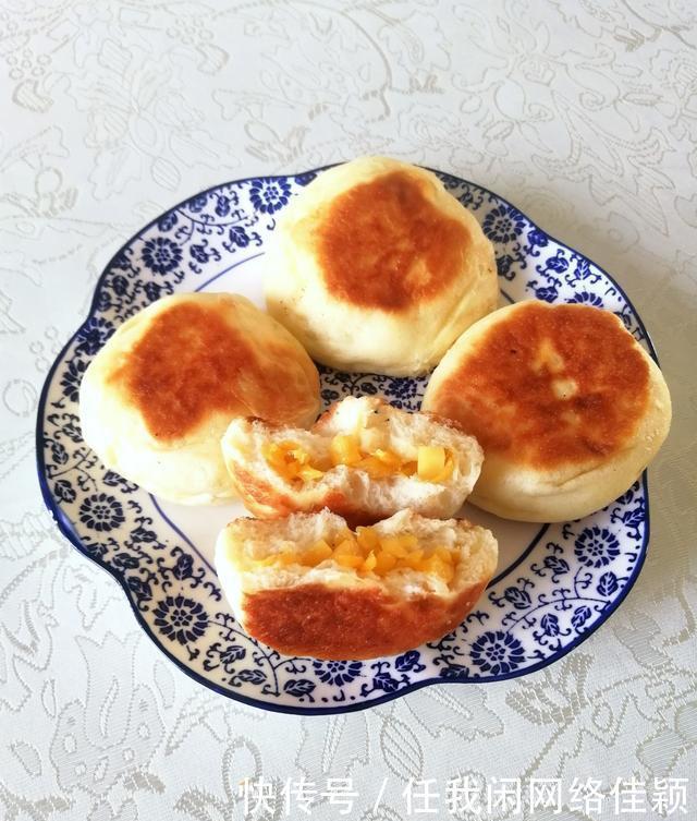 菠萝|吃了四十年的菠萝,这种吃法最过瘾,香甜松软,一次八个没吃够。