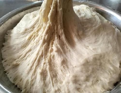 面包|酵母发面速度太慢？教你这样做，30分钟发满盆，馒头比面包还松软