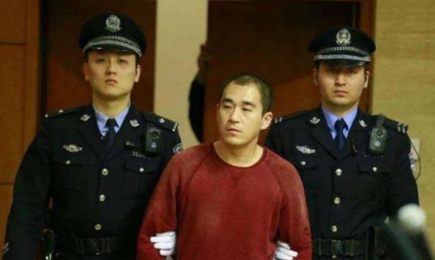 张国立的心酸:声誉摇摇欲坠,儿子烂泥扶不上墙,一辈子“还债”