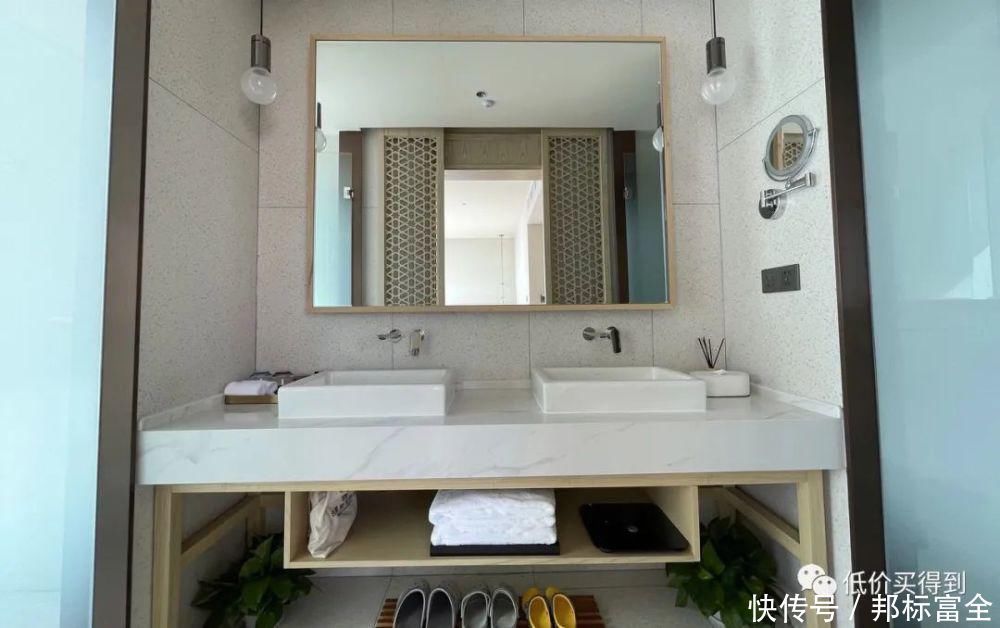 可以将沙漠里看星星列入你的旅行清单了!