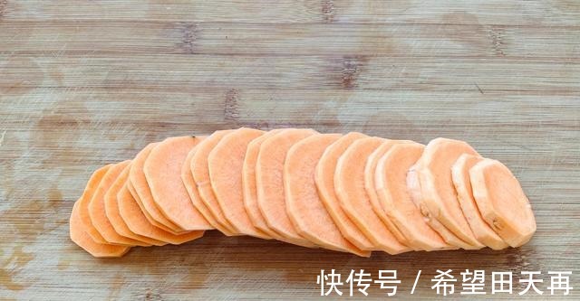 蛋白质含量|秋天不管有钱没钱，多买这菜，蛋白质含量是大米7倍，新鲜又好吃！