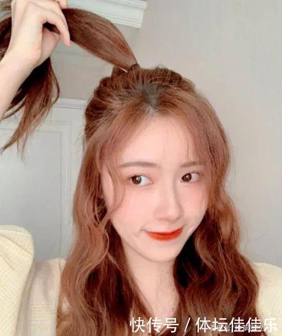 别再披头发了！冬天超火的5款编发，无敌显脸小！