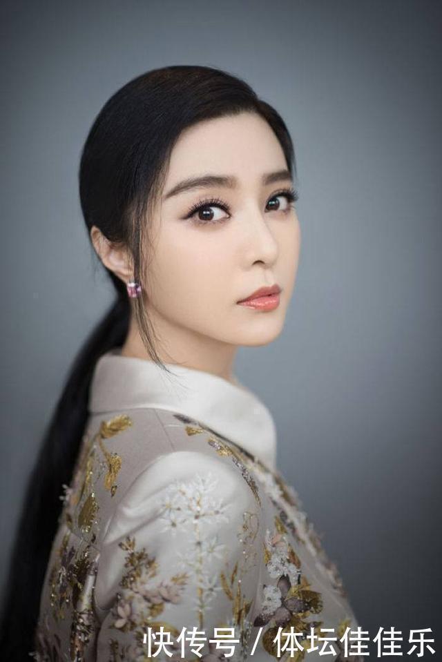 女人脸型分5种，鹅蛋脸是完美脸，圆脸很可爱，大饼脸影响颜值