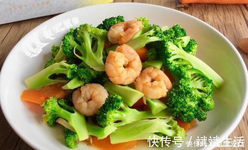 胡萝卜|它是“护眼小能手”，维生素A含量比胡萝卜还高，多给孩子吃