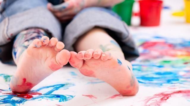 特点|孩子腿部有这2个“特点”,“大长腿”跑不了,你的孩子有吗