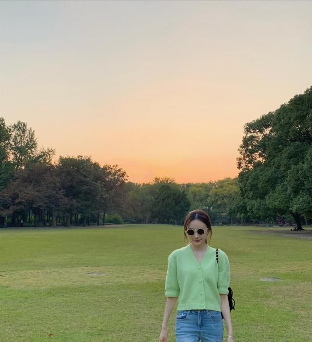 基本款那样配搭才高端大气,溫柔时尚潮流高級又护眼,舒服好搭又显好气场