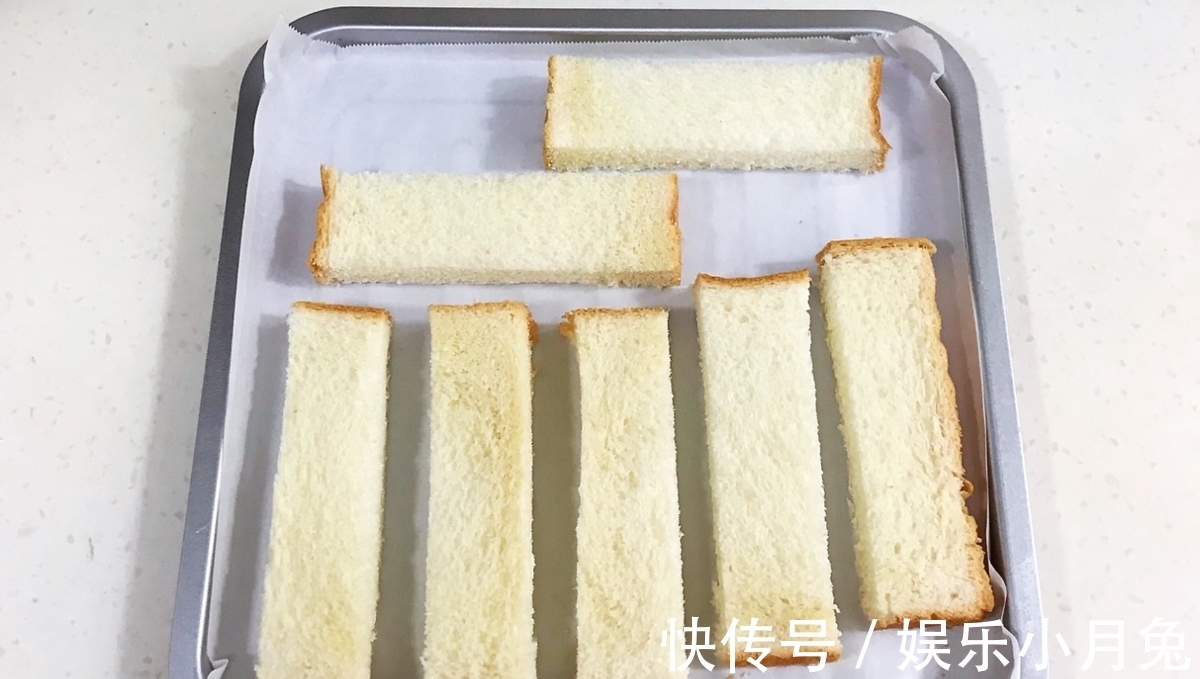 蒜泥|吃剩下的吐司再加工,做成蒜蓉吐司条,大人孩子都爱吃