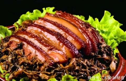 梅菜扣肉一道很不错的下饭菜 做法也不难