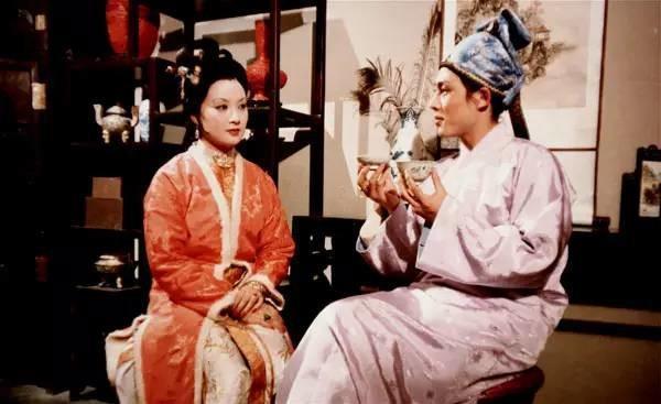 石呆子#那个丑闻缠身的纨绔子弟,才是红楼梦中最有人情味的男人