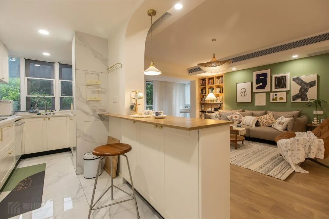 文艺|135㎡现代简约,温馨舒适的空间,加上草绿色的点缀,文艺舒适