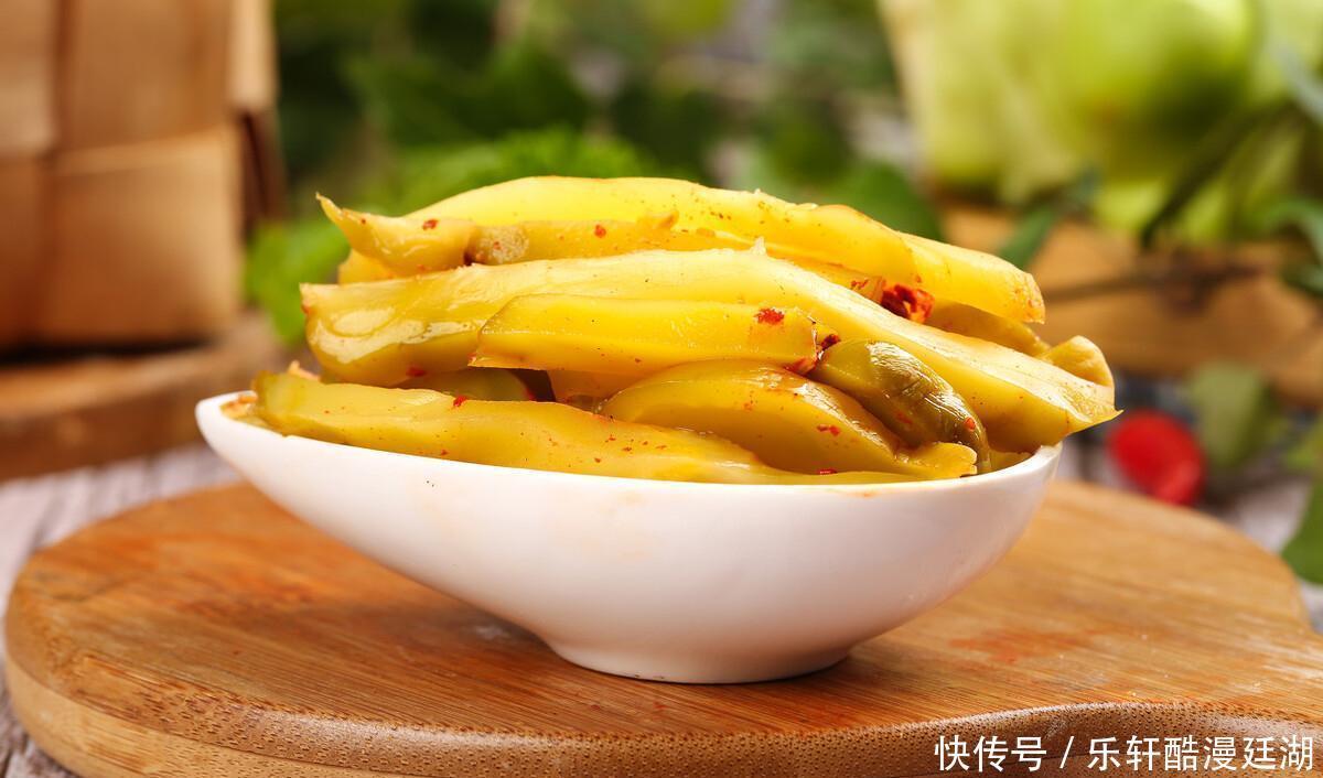 明日谷雨，记得吃3黄2绿1紫，少食1味，顺应时节，家人都健康