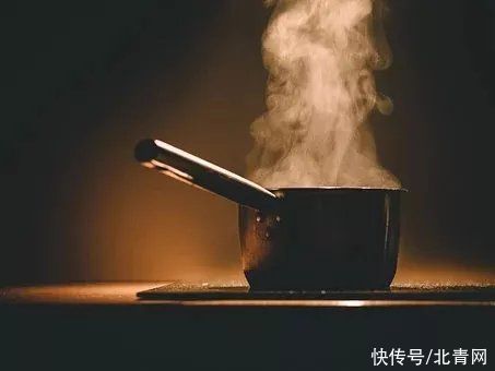 睡眠质量|一个习惯，就能让身体年轻3岁！4大“逆龄”方法，简单易行，做到一个就赚了