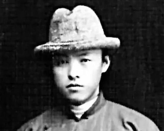 小李&妻子出轨儿子夭折,从教授沦落到车夫,人生凄苦的他得道成宗师