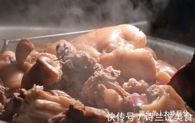 想吃卤味不用买,掌握一个小诀窍,卤一次吃半年,而且越卤越香