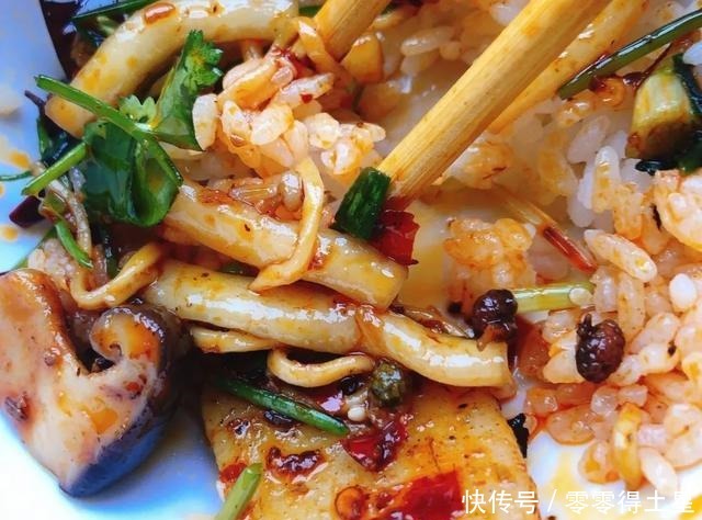 香锅|大学里的麻辣香锅,为什么都是女生在吃