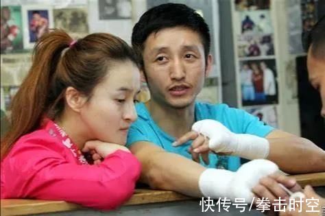 木村翔|邹市明为冬奥会站台避谈木村翔，粉丝:你还会单板滑雪，佩服佩服
