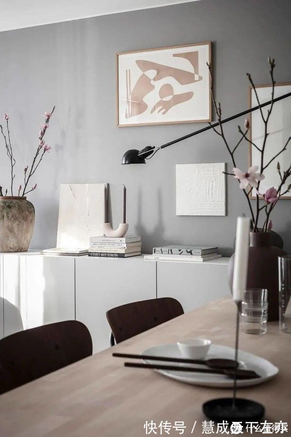 书房|她家64㎡,全屋装修简单素雅,光一个客厅就把人迷住了,真好看