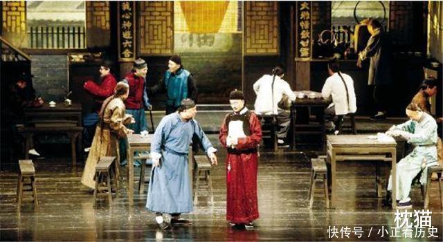 老舍《茶馆》——大社会中的小人物沉浮录