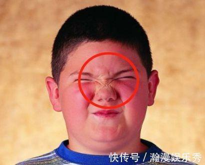 氛围感|控制面部肌肉形成肌肉记忆,这些“错误”的表情,让你越做越丑