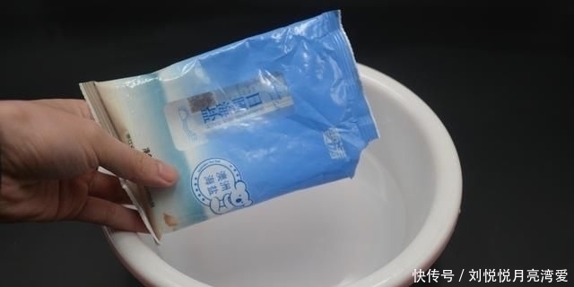 杀菌|每天用清水洗筷子，比没洗更脏，教你一招，筷子干净又杀菌，真棒