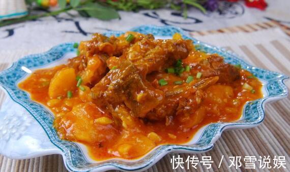 蒜蓉粉丝|美食推荐抓财猪手,凉拌豆干,蒜蓉粉丝蒸扇贝,土豆炖排骨
