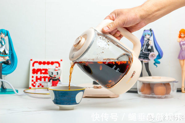 养生茶|人到中年不由己,保温杯里泡枸杞!秋季养生实用工具,大宇养生壶使用体验