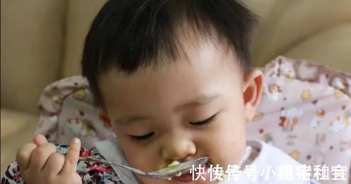 脾虚|儿科医生呼吁常见的3种早餐,脾虚又积食,尤其第一种,别坑娃