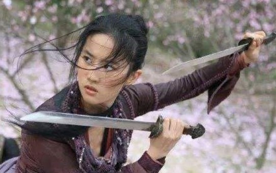 花木兰|花木兰从军10余年,为何没人识破她的女儿身?只因没人敢说