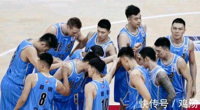 刘晓宇|首钢全新阵容亮相!拼命三郎满血回归 核心后卫伤退 书豪大显身手