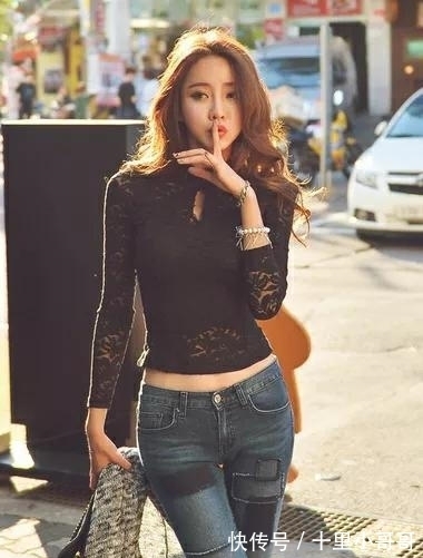 穿搭 对于身材好的美女,牛仔裤真是好的穿搭