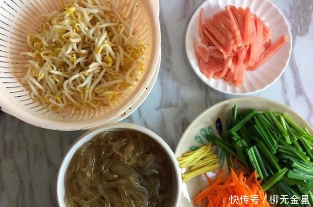 红薯粉条|豆芽炒粉条想要做得好吃,多加一步操作,豆芽鲜脆粉条爽滑太过瘾