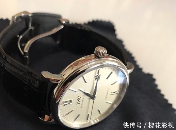 正装|夏季领略正装表典雅美，万国“巅峰”之作柏涛，不仅实用还接地气