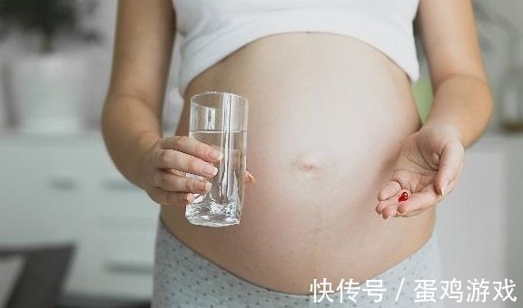 孕晚期|孕晚期,孕妈除了“少下蹲”,这3件事尽量别做,很“伤胎”!