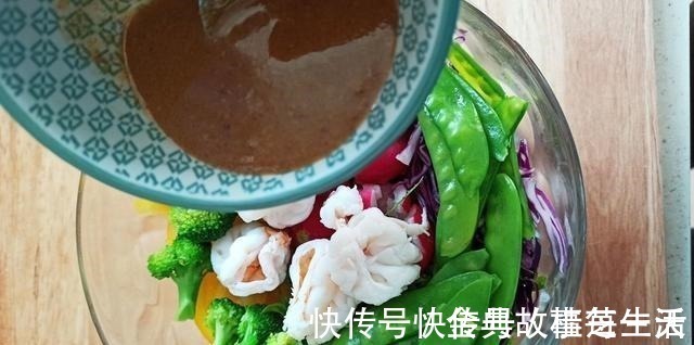 减肥餐|看完那些模特的减肥餐，回家照吃了7天，赘肉没有了，腰肢变瘦了