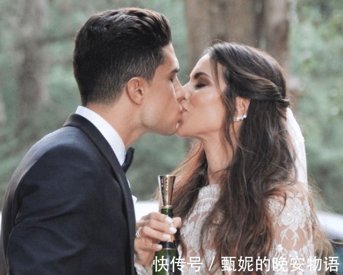 希门尼斯|前巴萨球星宣布离婚!妻子大他3岁,生3个小孩,5年婚姻走到尽头